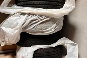 4 Pneumatici COOPER estive 215/55/17