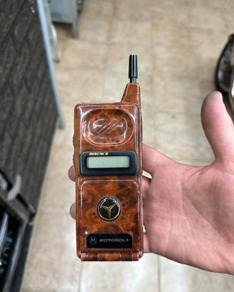 MOTOROLA MICROTAC  TAC GOLD EDIZIONE LIMITATA