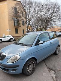 Lancia Ypsilon 2004
