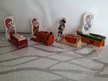 Set 4 personaggi Mostri e Pirati Kinder Sorpresa