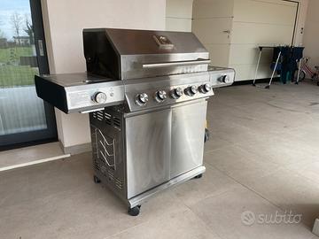 BARBECUE 7 FUOCHI A GAS INOX