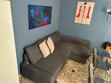 divano letto angolare con contenitore Ikea