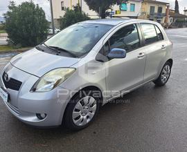 TOYOTA Yaris 1.3 5 porte Luna