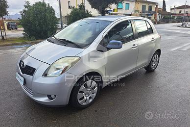 TOYOTA Yaris 1.3 5 porte Luna