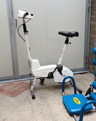 Cyclette più Ab Rocket 