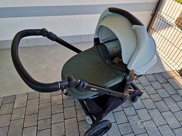 Passeggino DUO Matrix Light Jane'
200 €