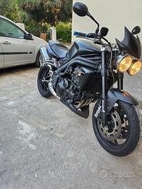Triump speed triple 1050