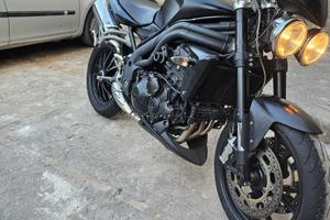 Triump speed triple 1050