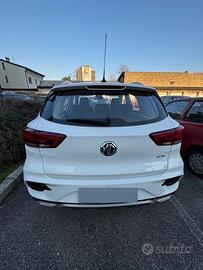 Auto MG