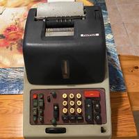 Macchina da scrivere