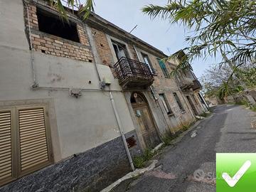 Rudere 3 Livelli Da Ristrut + Giardino Gallico Sup