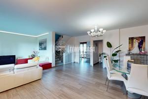 VILLA UNIFAMILIARE! SEMINDIPENDENTE!