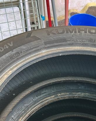 Gomme auto