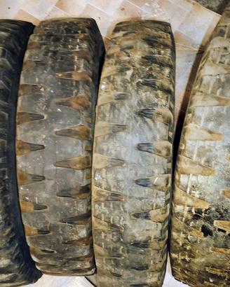 gomme per mezzi militari  60x16