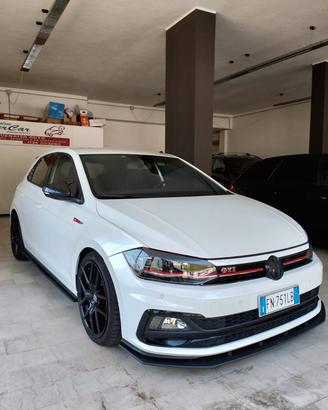 Volkswagen Polo 2.0 TSI DSG GTI TENUTA IN