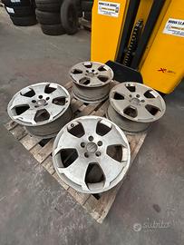 Cerchi in lega 17" Originali Audi A3 (5x112)