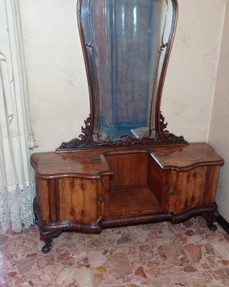 toeletta/petineuse chippendale