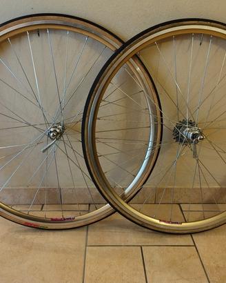 Ruote Campagnolo record da corsa per copertoncino