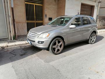 Mercedes ml 500 w 164 