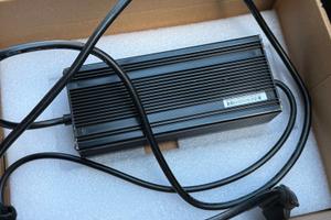 NIU caricabatterie per scooter elettrico