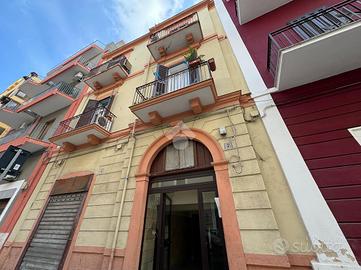 2 LOCALI A BARI