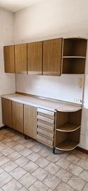 Credenza/mobile da cucina Vintage con pensili
