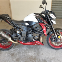 Suzuki gsx s 750