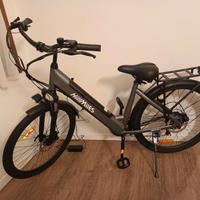 BICI ELETTRICA nuova mai usata