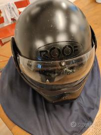 Casco Roof Boxer con mentoniera apribile