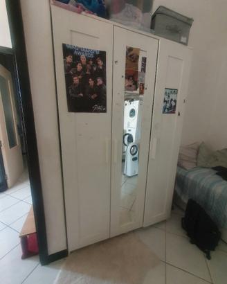 Armadio 3 ante BRIMNES IKEA bianco con specchio