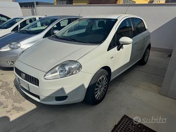 Fiat Grande Punto 1.3 MJT 75 CV 5 porte Dynamic