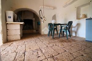 CASA DI CORTE A OSTUNI