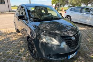 Lancia y 1.2 gpl