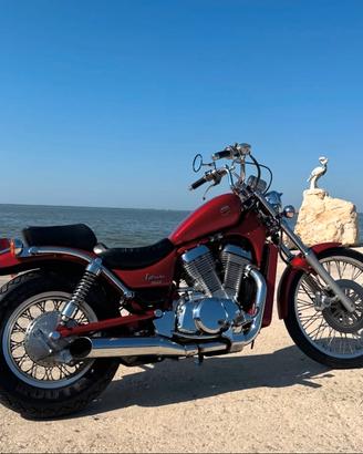 Suzuki intruder vs 800