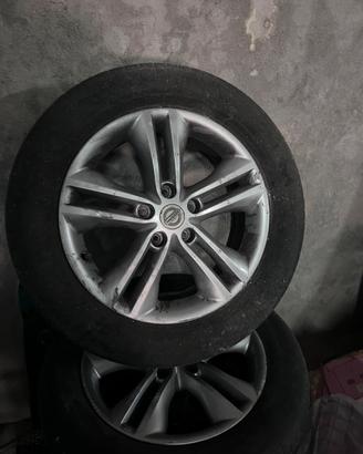 Cerchi in lega per  nissan quashai 17’
