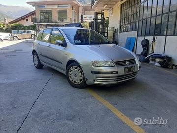 Ricambi Fiat Stilo 2004 5 porte vari colori