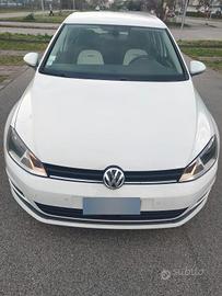 Volkswagen Golf 7 1.6 TDI DSG Comfortline 5 porte