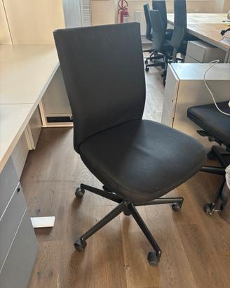 Sedia girevole da ufficio Vitra