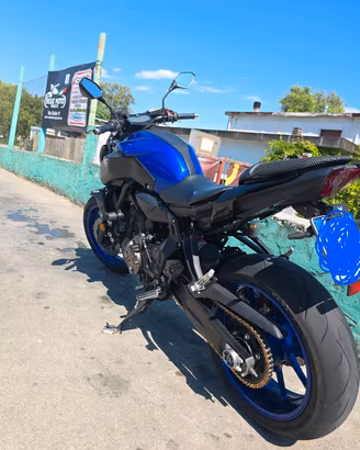 Yamaha mt 07 depotenziata (35kw)