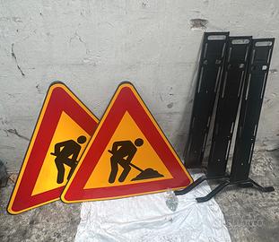 Un pannelo per lavori in corso