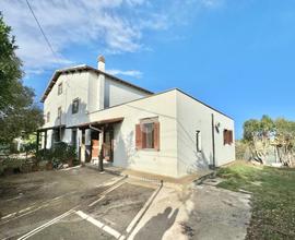 CASA INDIPENDENTE A VITERBO