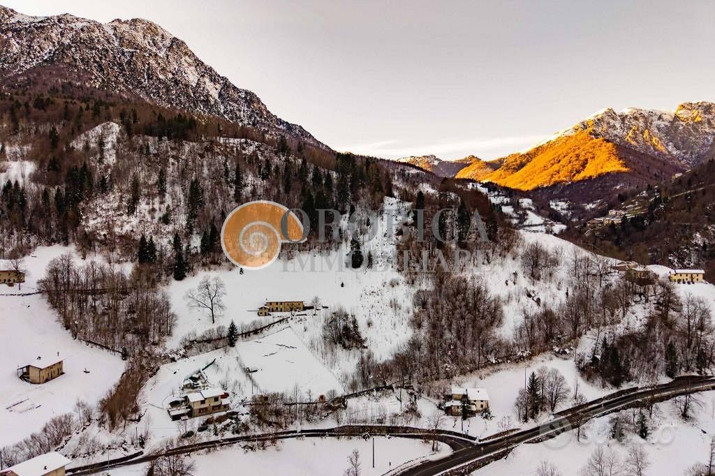 Terreno di 1500 m² a Valtorta - Vista 2