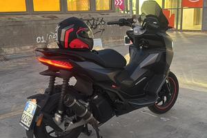 Aprilia sr gt 125 2022/2023