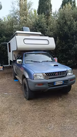 pick up con cellula abitativa