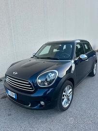 MINI Countryman One D blu | Tetto apribile