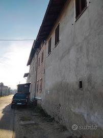 Rustico da ristrutturare