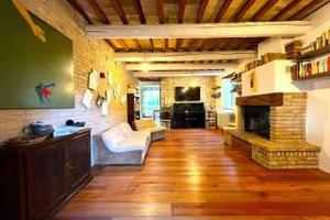 RUSTICO RISTRUTTURATO A SELVAZZANO