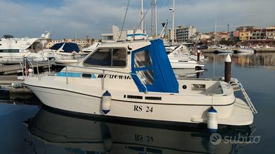 Barca cabinato motore RS24