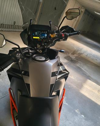 Moto KTM 1290 super Adventure s