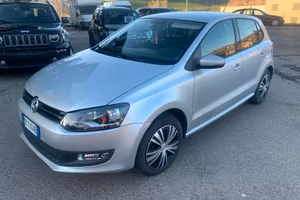 Volkswagen Polo tdi-completamente manutentata 1600